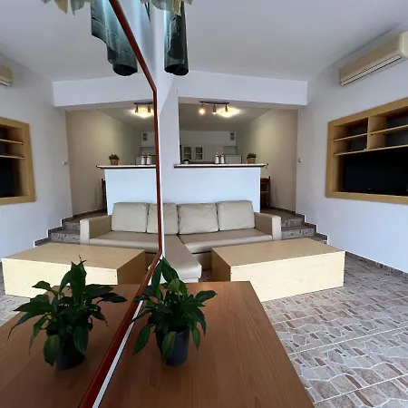 Appartamento Family With A Beautiful Terrace